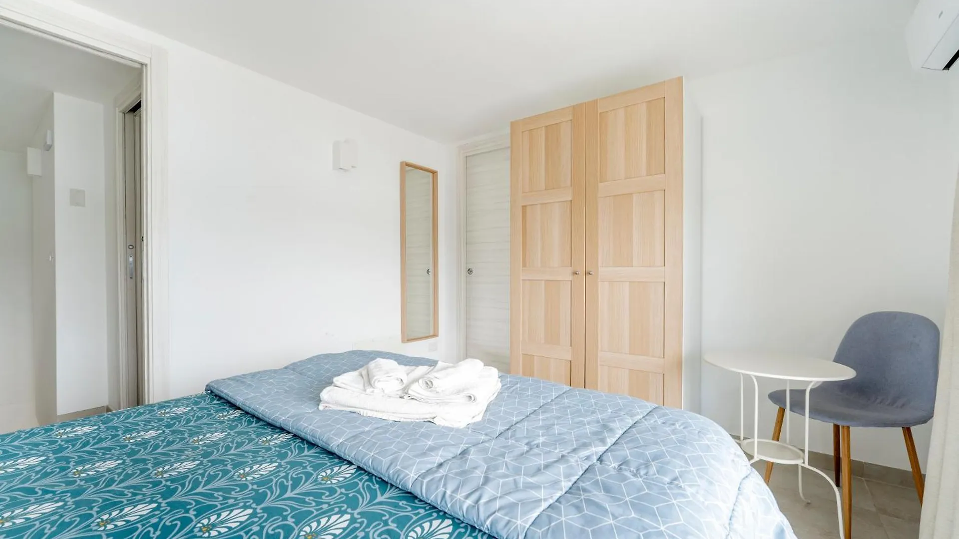 Eos Sea View Apartments Syracuse
