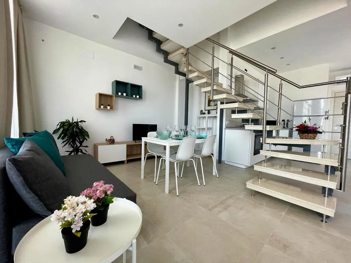 Eos Sea View Apartments Szirakúza Nyaraló
