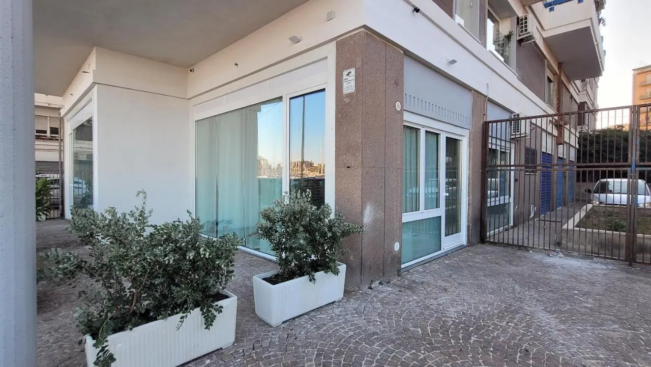 Eos Sea View Apartments Szirakúza Nyaraló