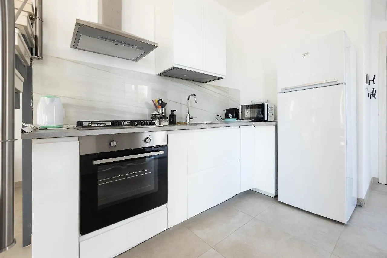 Eos Sea View Apartments Szirakúza