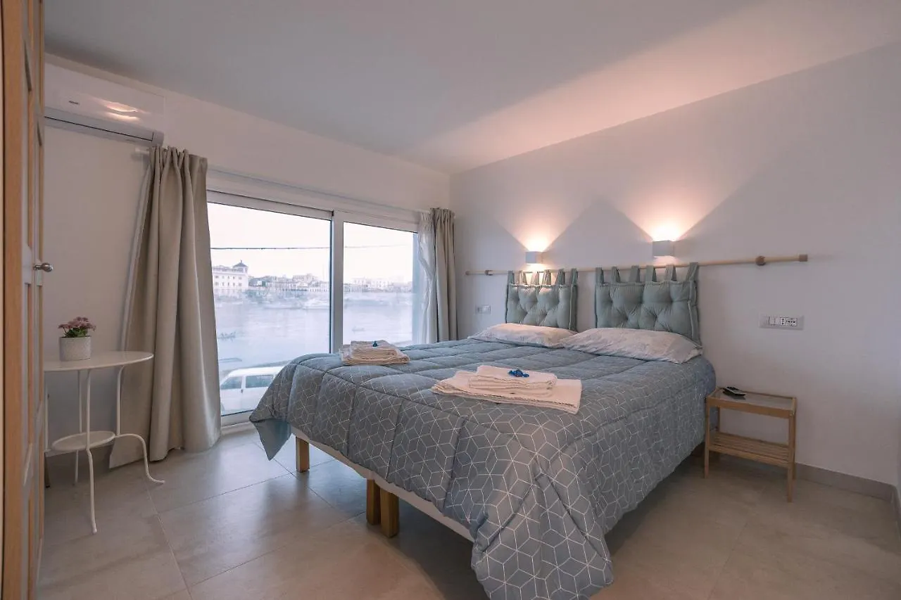 Nyaraló Eos Sea View Apartments Szirakúza