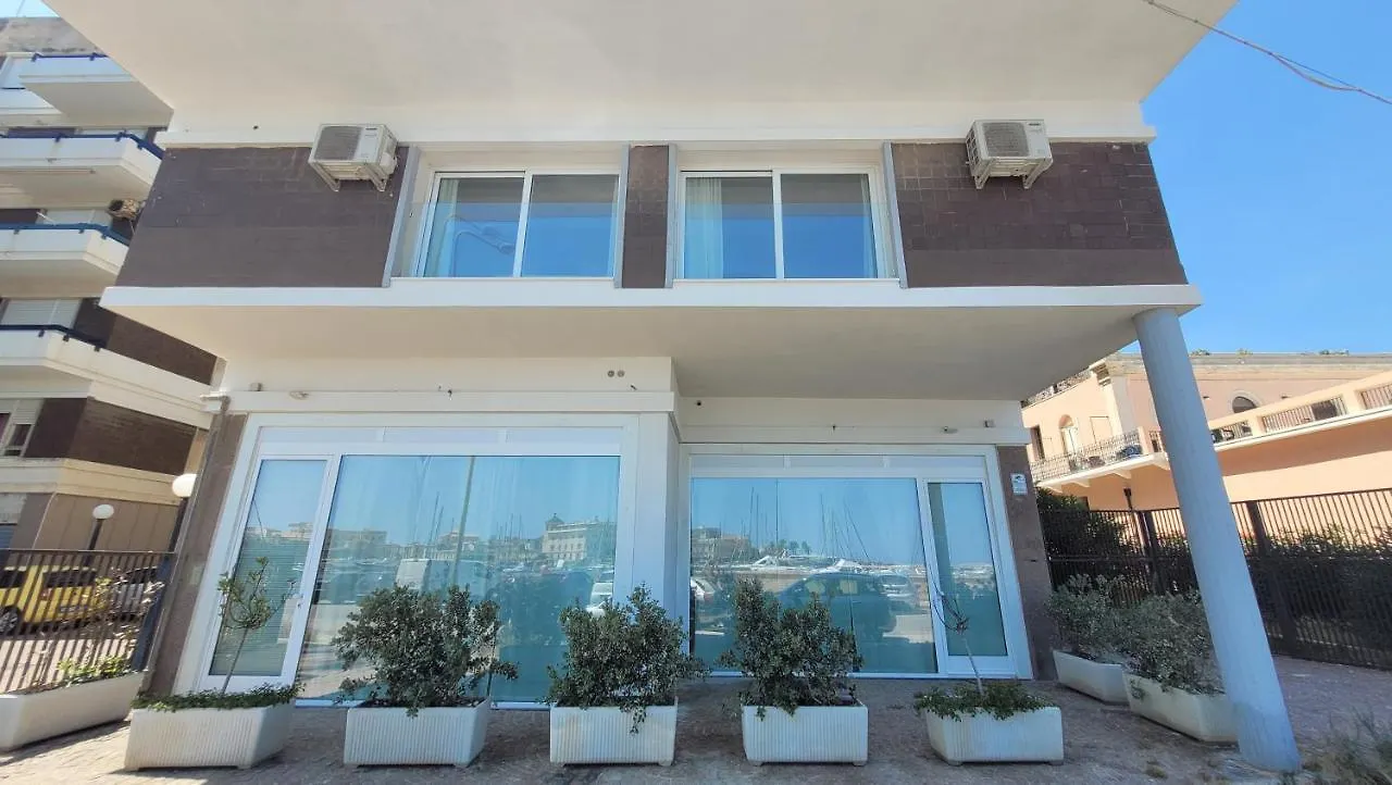 Nyaraló Eos Sea View Apartments Szirakúza