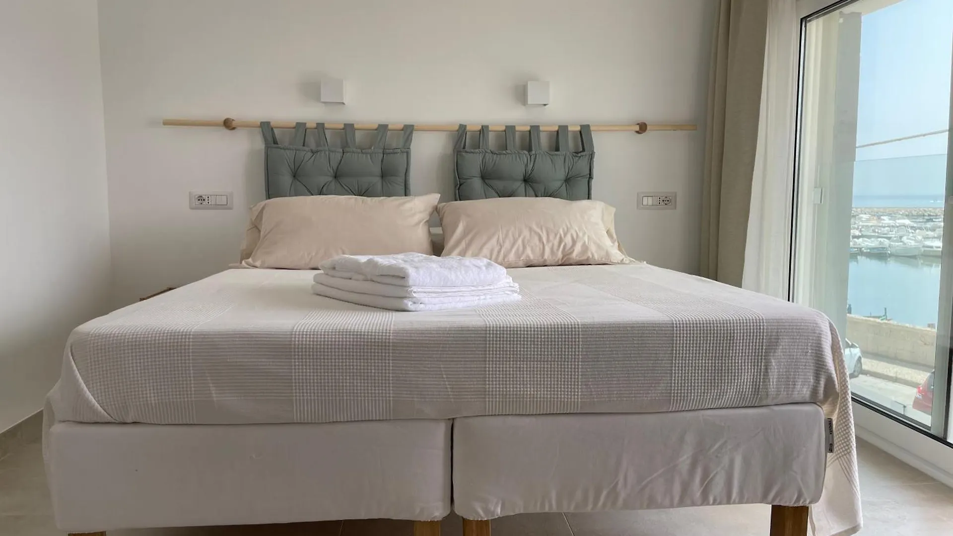 Eos Sea View Apartments Szirakúza Olaszország